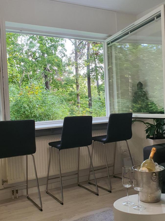 Close To The Metro And The Beach!!! With A View Of The Scandinavian Forest Stockholm Eksteriør billede
