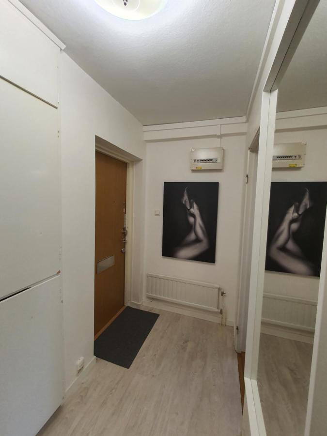 Close To The Metro And The Beach!!! With A View Of The Scandinavian Forest Stockholm Eksteriør billede