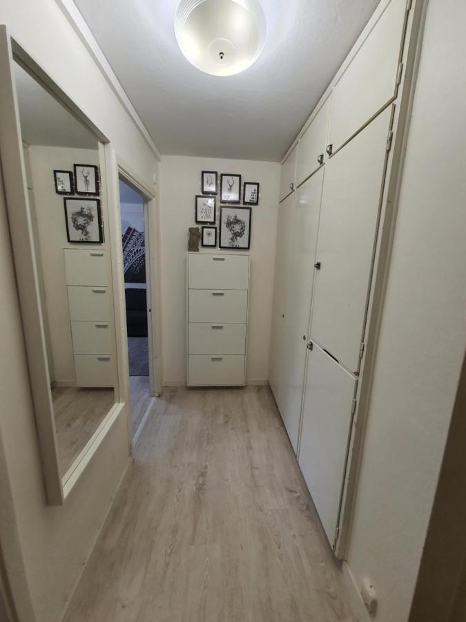 Close To The Metro And The Beach!!! With A View Of The Scandinavian Forest Stockholm Eksteriør billede